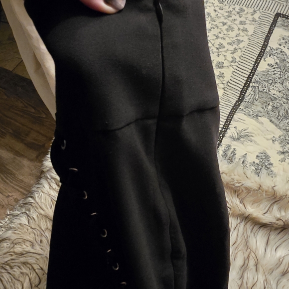 Black Ruffled Victorian Skirt Halloween - Picture 4 of 9